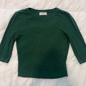 Aritzia- Babaton Green Short Sleeve Tee